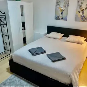 Minimal - Flat Ad Centre Apartment Brussels